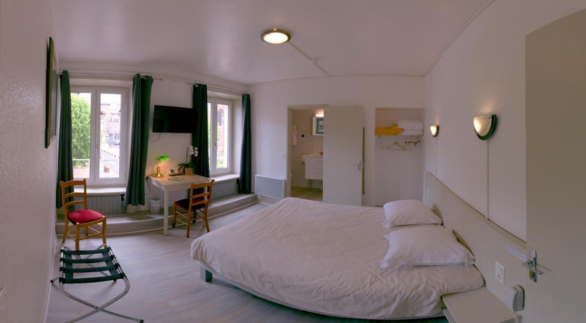 Logis Hotel Restaurant Des Voyageurs Saint-Paulien Екстериор снимка