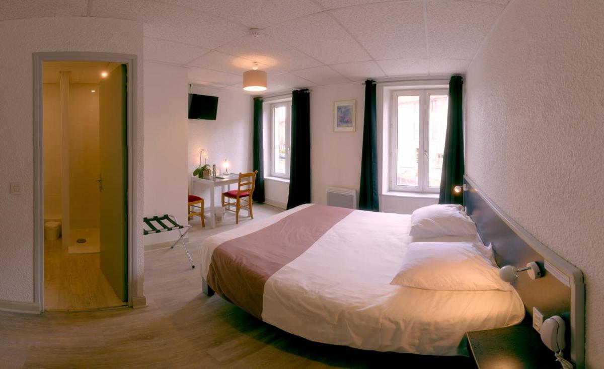 Logis Hotel Restaurant Des Voyageurs Saint-Paulien Екстериор снимка